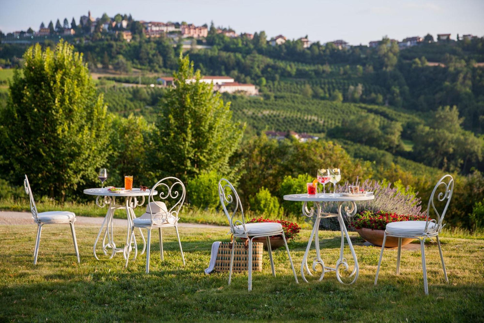 Relais Montemarino Hotel Borgomale Exterior photo